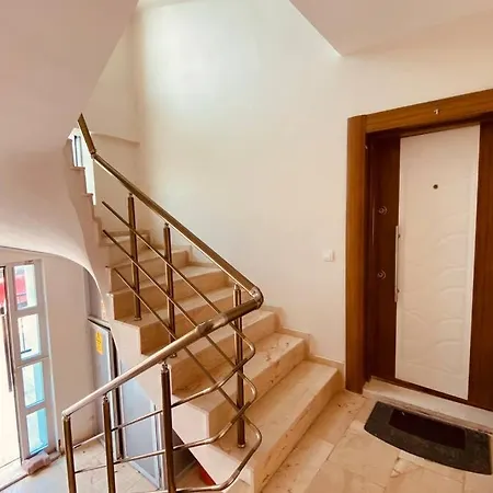 Daire Kuşadası'nda 1+1 Daire Lena
