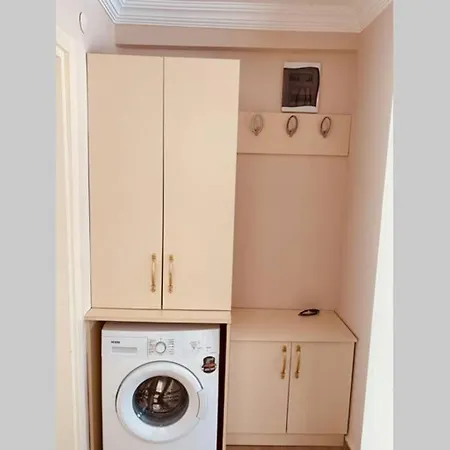 Kuşadası'nda 1+1 Daire Lena *