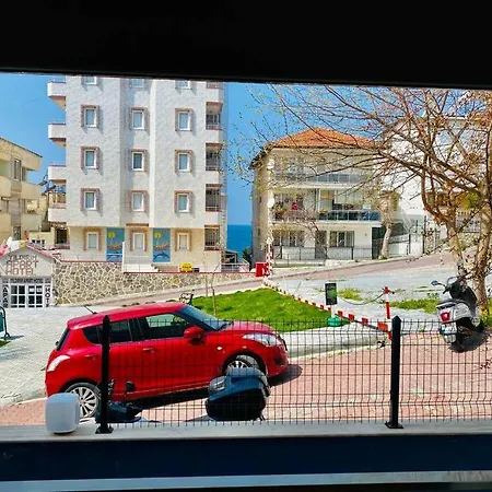 Daire Kuşadası'nda 1+1 Daire Lena
